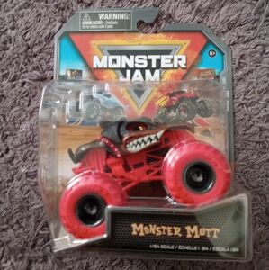New Monster Jam Monster Mutt Monster Truck